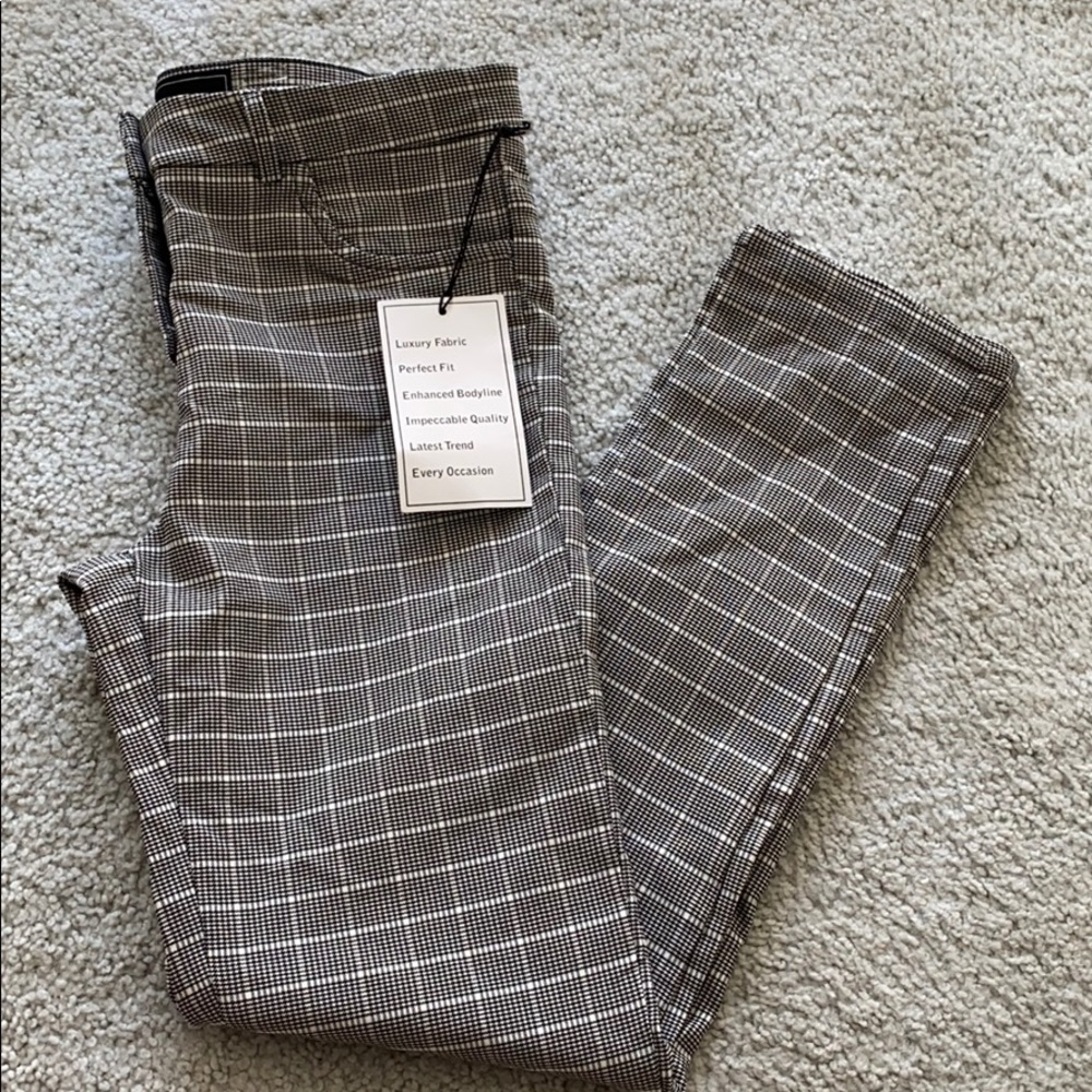 Forever 21 plaid skinny ankle pants